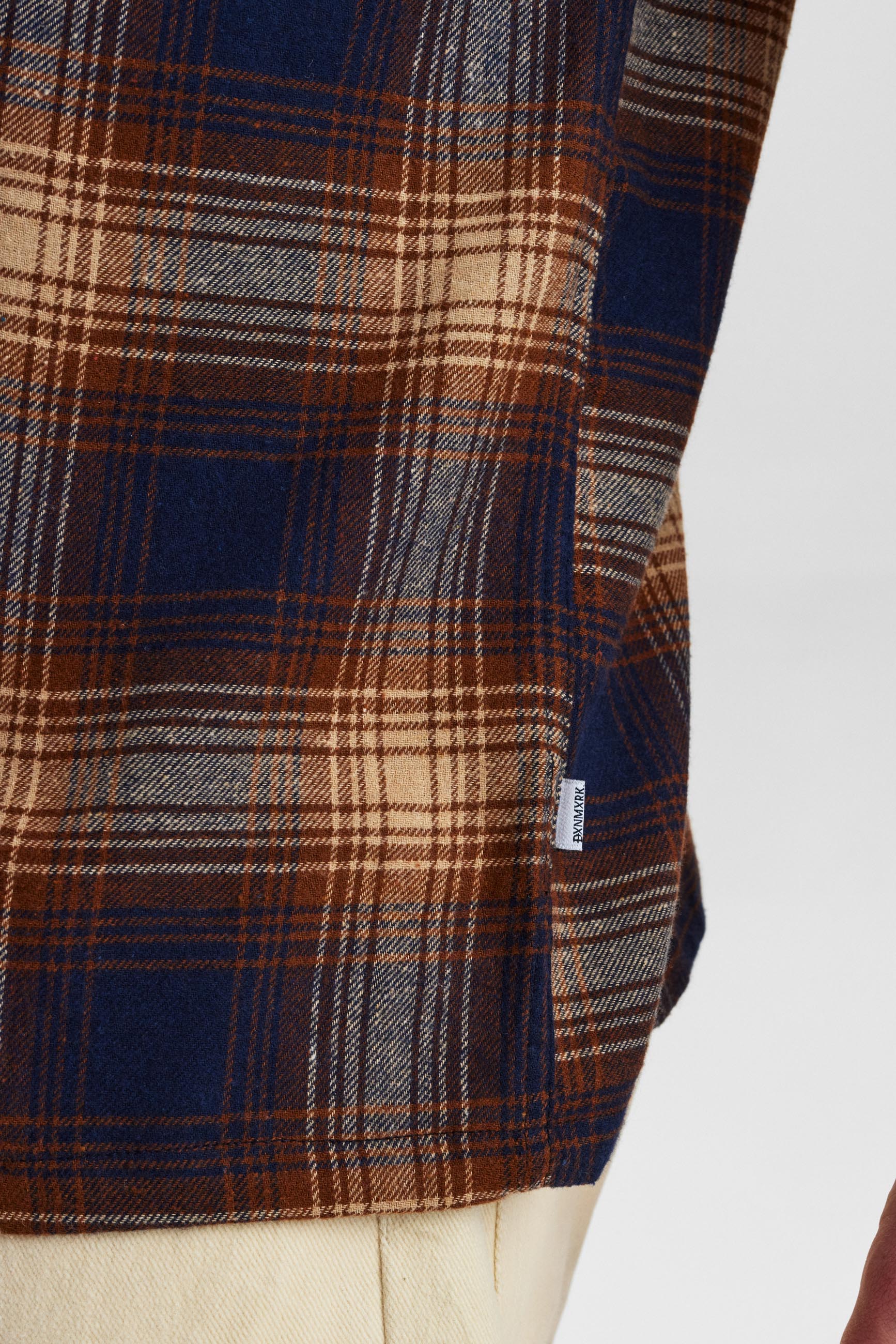 DXNMXRK. DX-Edlef Outlet Dark Brown