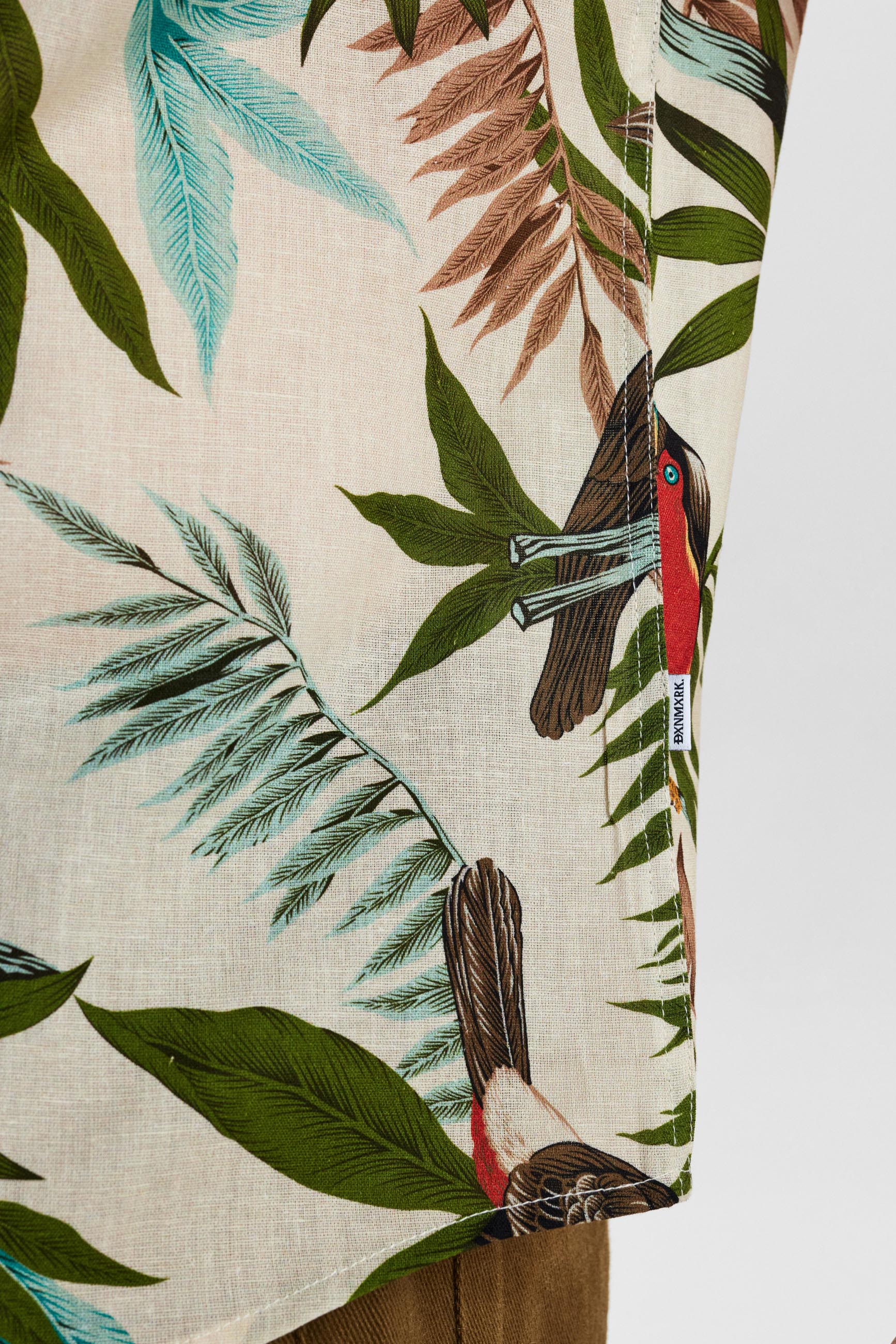 DXNMXRK. DX-Eivin Outlet Sand