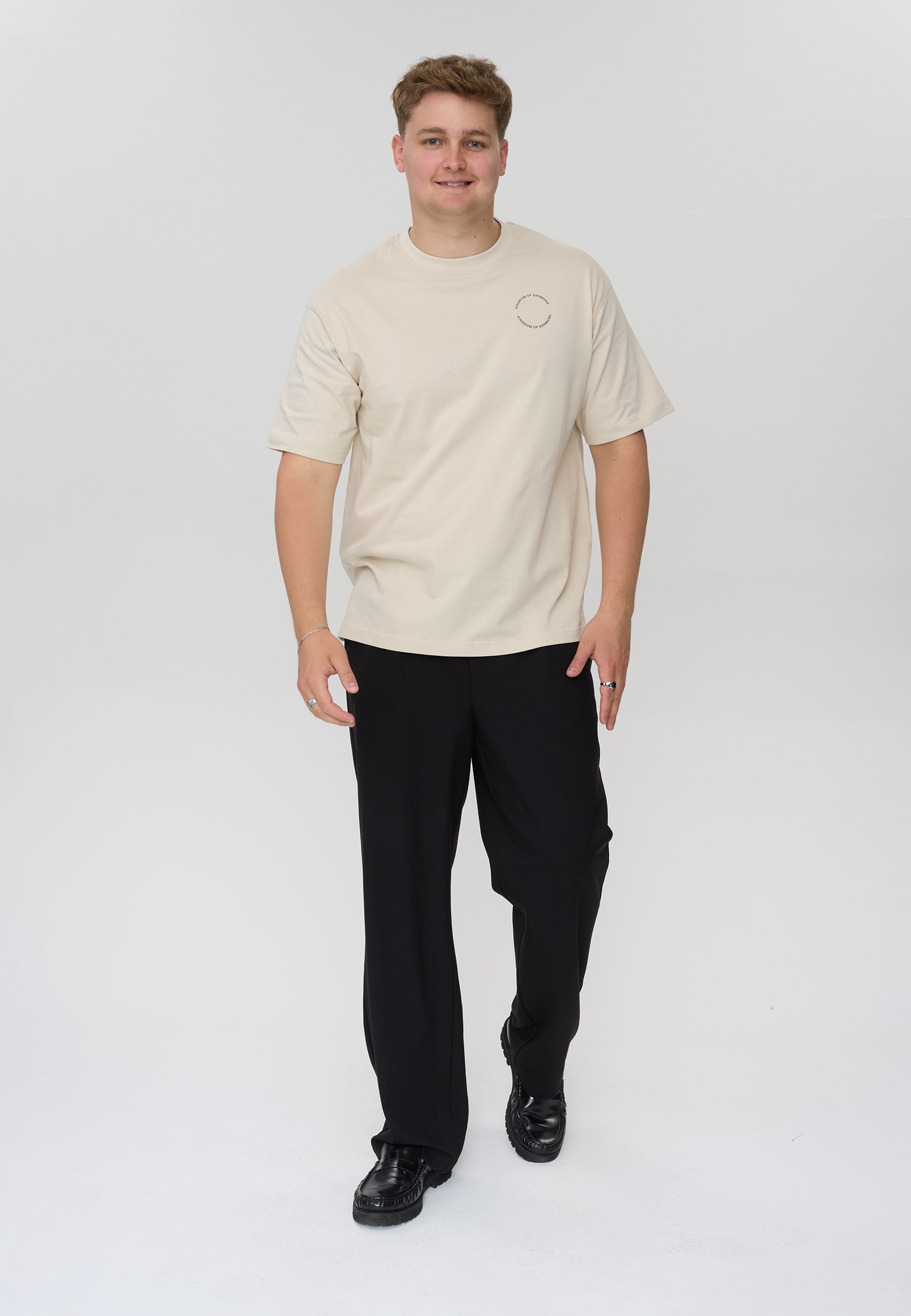 DXNMXRK. DXGabrian T-shirt Beige