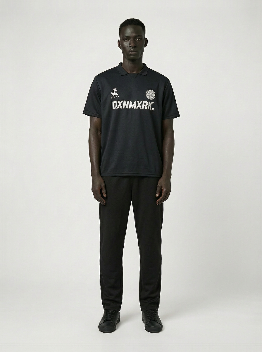 DXNMXRK. DXSoccer T-shirt Black
