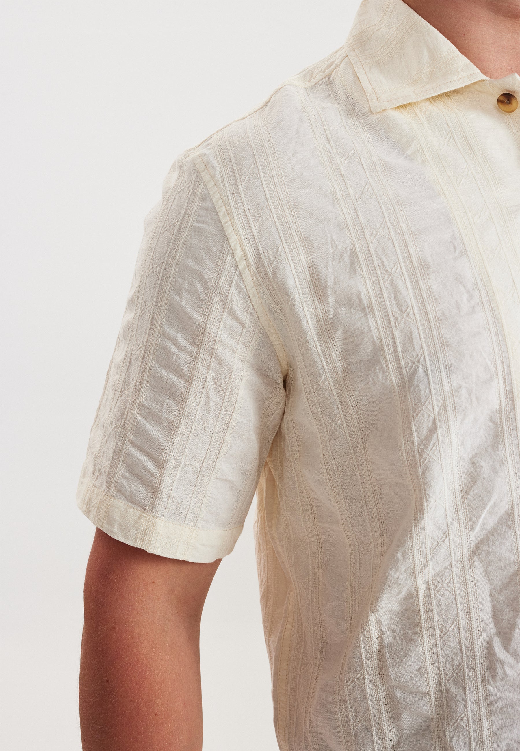 DXNMXRK. DXfelix Outlet Beige